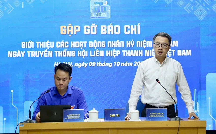 Liên hoan Dân vũ quốc tế và nhảy cổ động