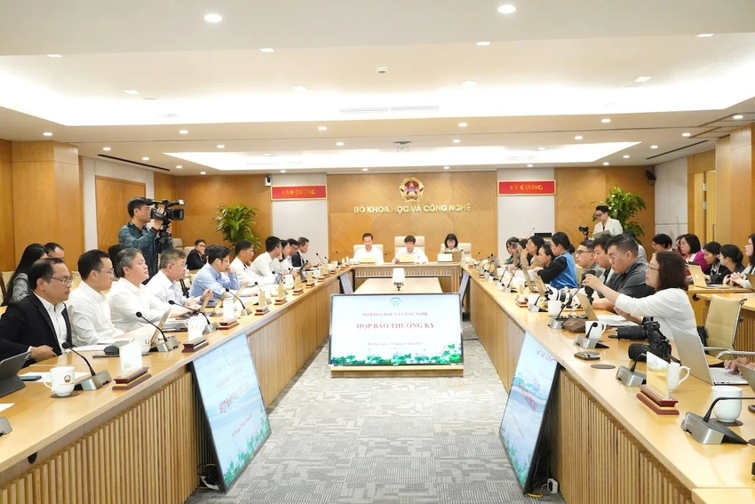 bo-kh-cn-da-ban-hanh-nhieu-van-ban-gop-phan-hoan-thien-khung-phap-ly--1.jpg