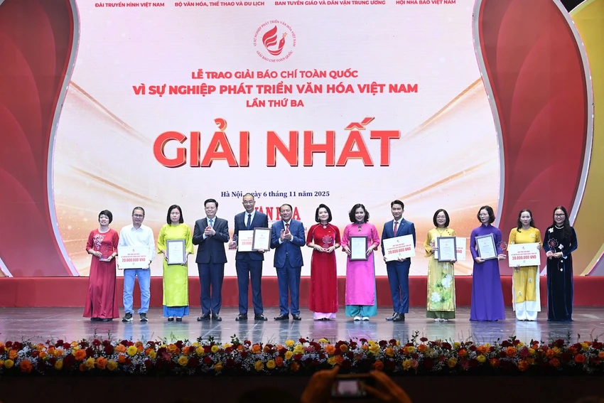 trao-giai-bao-chi-toan-quoc-vi-su-nghiep-phat-trien-van-hoa-viet-nam.jpg
