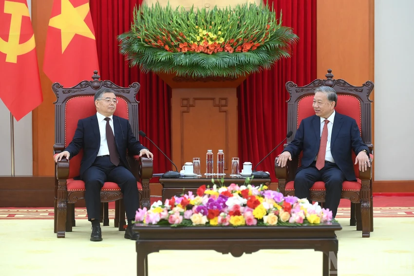 tong-bi-thu-to-lam-tiep-truong-ban-tuyen-truyen-trung-uong-dang-cong-san-trung-quoc-1.jpg