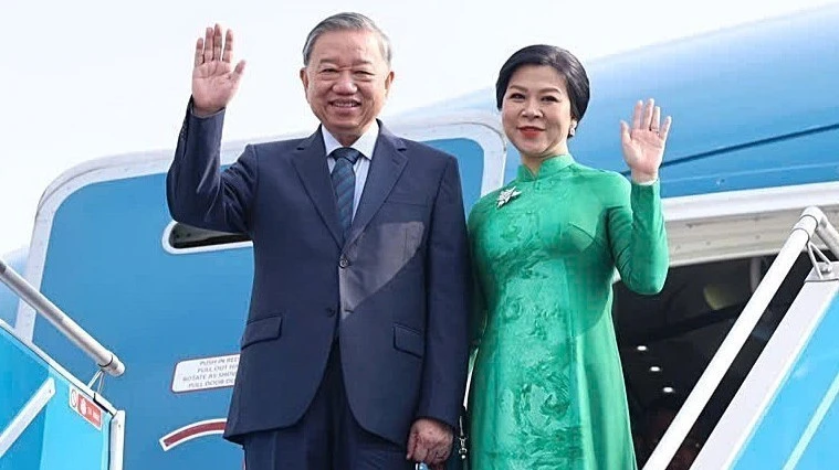 tong-bi-thu-to-lam-tham-cap-nha-nuoc-toi-lao-tu-1-den-2-12.jpg