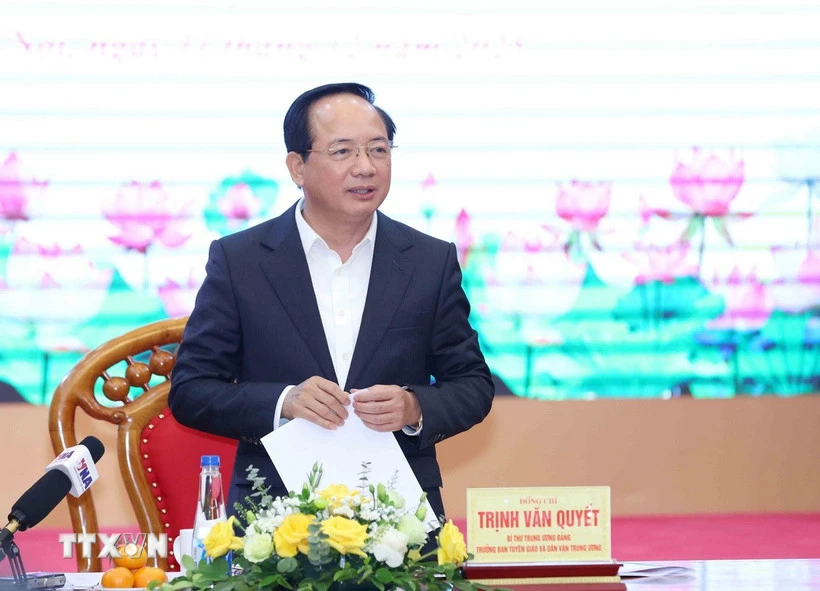 bao-chi-phai-dan-dat-khong-phai-duoi-theo-mang-xa-hoi.jpg