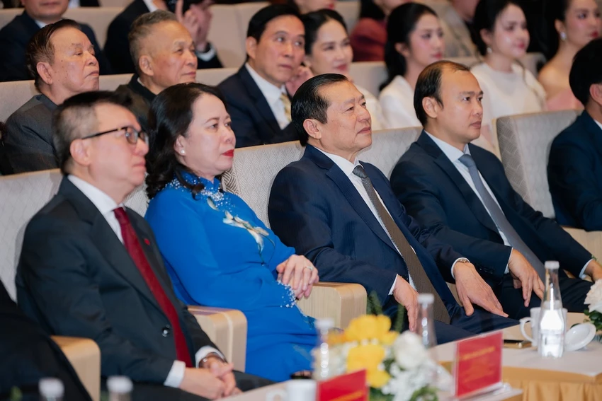 giai-thuong-hanh-dong-vi-cong-dong-2025-vinh-danh-cac-du-an-kien-tri-phuc-su-2.jpg