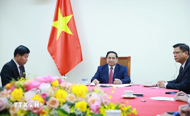 thu-tuong-pham-minh-chinh-dien-dam-voi-thu-tuong-singapore-2.jpg