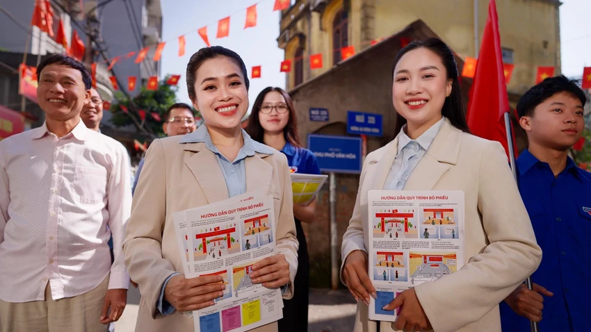 ca-khuc-y-dang-long-dan-khien-nsnd-xuan-bac-noi-da-ga-khi-nghe-09.jpg