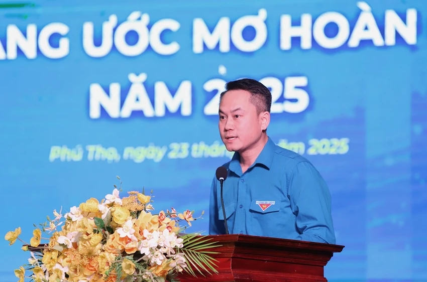 nguoi-me-85-tuoi-va-cuoc-gap-nghen-ngao-voi-con-trong-trai-giam.jpg