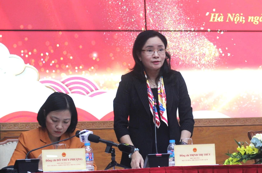 pho-chu-tich-nuoc-nguyen-thi-binh-98-tuoi-du-dai-hoi-thi-dua-yeu-nuoc-toan-quoc-lan-thu-x.JPG