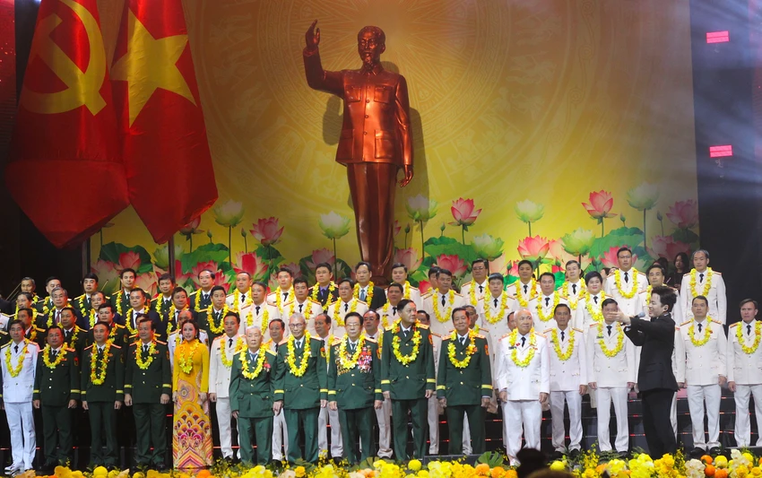 thu-tuong-chinh-phu-chung-ta-da-vuot-qua-nhung-con-gio-nguoc-23.JPG
