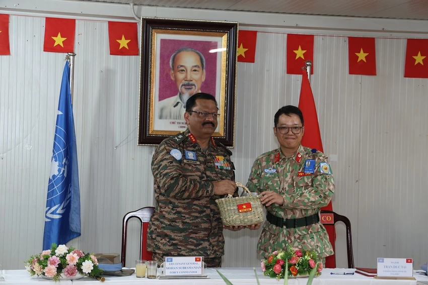 tu-lenh-o-phai-bo-gin-giu-hoa-binh-lien-hop-quoc-coi-minh-nhu-mot-cong-dan-viet-nam-5.jpg