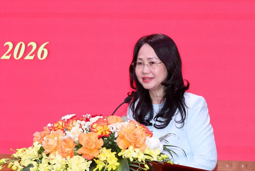 161_thu_truong_lam_thi_phuong_thanh_ioby.jpg