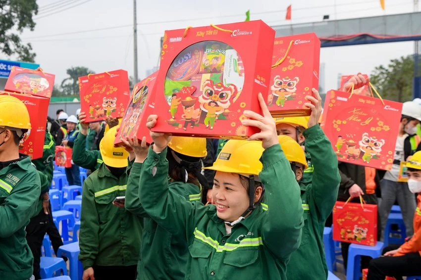 xay-tet-2026-den-voi-hon-1-100-cong-nhan-tai-cac-cong-truong-o-ha-noi-2.jpg