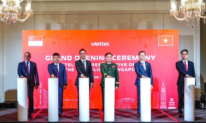 viettel-khai-truong-van-phong-dai-dien-tai-singapore-mo-rong-hien-dien-toan-cau.jpg