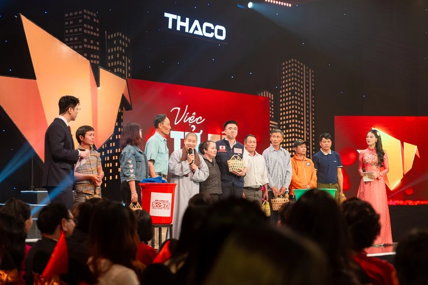 gala-viec-tu-te-viet-tiep-ban-hung-ca-ve-long-tot-cua-nguoi-viet-p.jpg