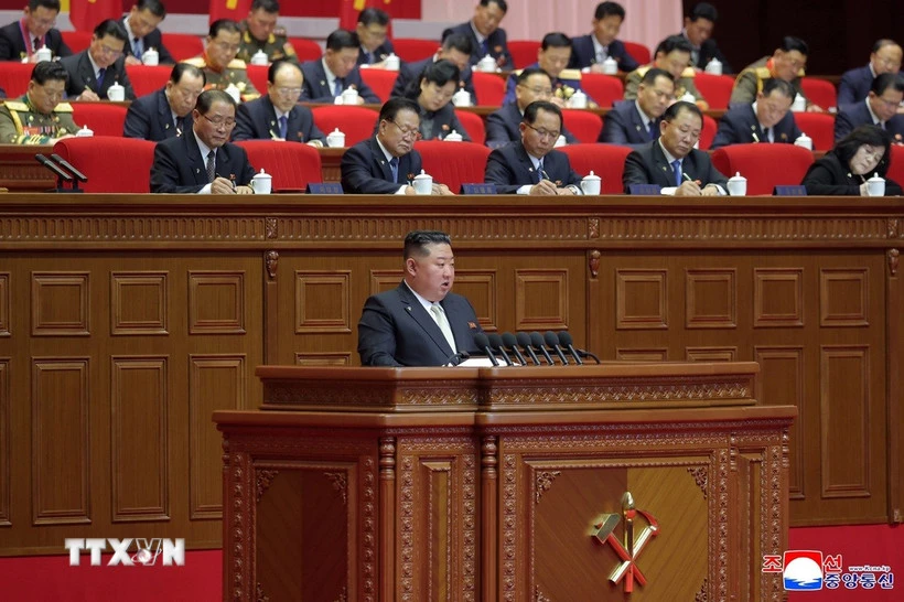 tong-bi-thu-to-lam-chuc-mung-chu-tich-quoc-vu-trieu-tien-kim-jong-un.jpg