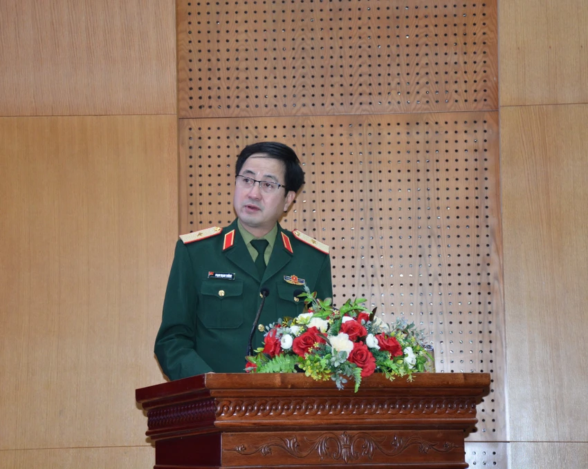 viet-nam-lan-dau-co-khoa-huan-luyen-gin-giu-hoa-binh-dat-chuan-lien-hop-quoc.JPG
