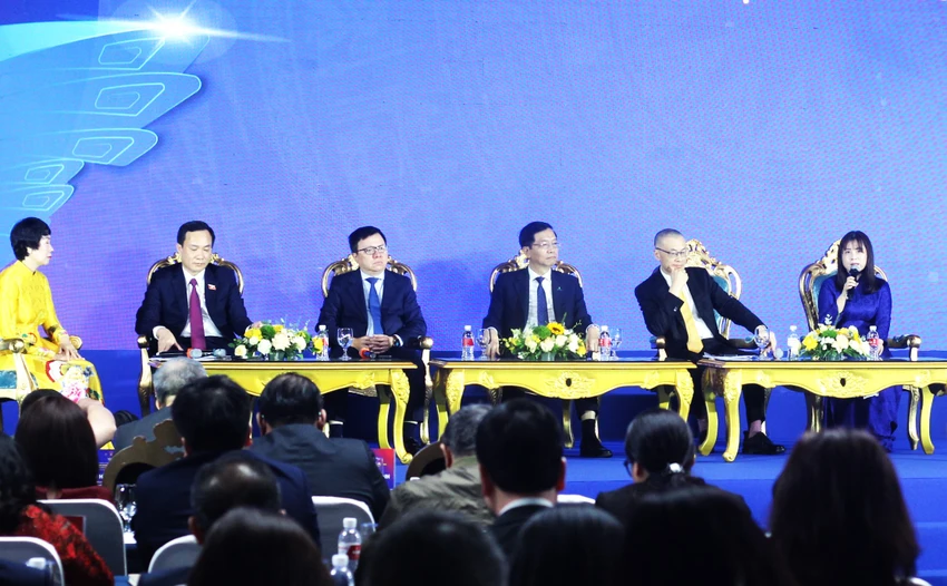 phat-dong-lan-toa-bo-gia-tri-van-hoa-kinh-doanh-viet-nam-trong-ky-nguyen-moi-1.JPG