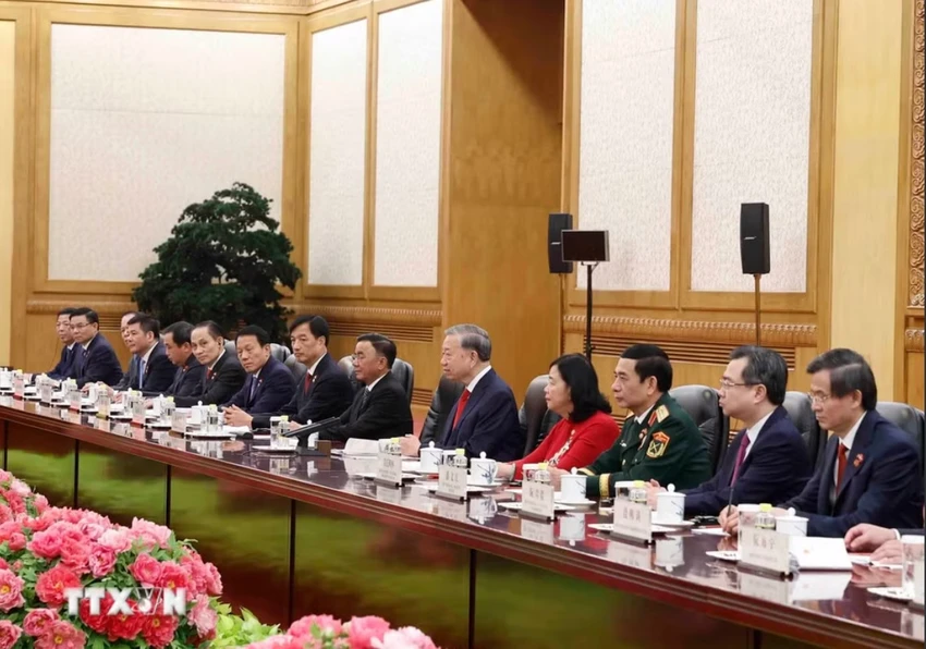 tong-bi-thu-chu-tich-nuoc-to-lam-hoi-dam-voi-tong-bi-thu-chu-tich-trung-quoc-tap-can-binh-1.png