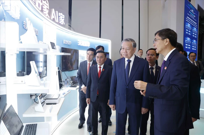 tong-bi-thu-chu-tich-nuoc-tham-trung-tam-ung-dung-ai-trung-quoc-asean-3.jpg