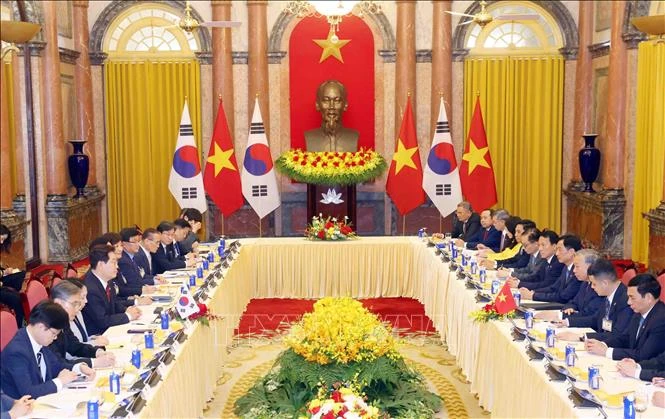 Tong-bi-thu-chu-tich-nuoc-de-nghi-han-quoc-ho-tro-viet-nam-phat-trien-nganh-cong-nghiep-van-hoa--3.jpg