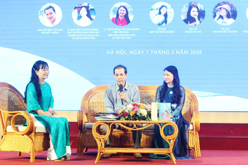 nhieu-hoc-sinh-kiet-suc-khong-con-khoang-trong-danh-cho-viec-doc.JPG