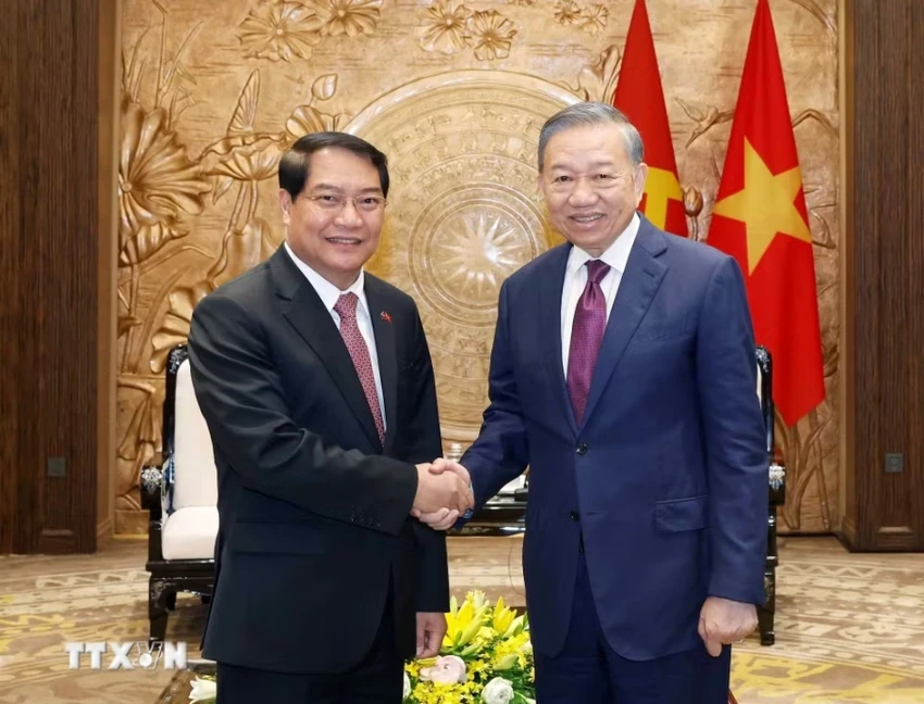 tong-bi-thu-chu-tich-nuoc-to-lam-tiep-bi-thu-thanh-uy-chu-tich-hoi-dong-nhan-dan-thu-do-vieng-chan-1.jpeg