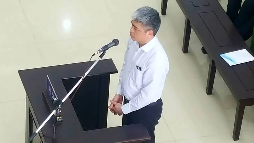 Hy hữu phiên tòa Hà Văn Thắm: 21 giờ đêm vẫn đang xử ảnh 4 Hy hữu phiên tòa Hà Văn Thắm: 21 giờ đêm vẫn đang xử ảnh 4