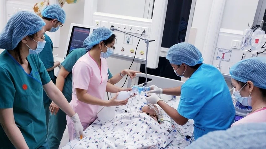 Nhìn lại hành trình tách rời cặp song sinh Trúc Nhi - Diệu Nhi ảnh 16 Nhìn lại hành trình tách rời cặp song sinh Trúc Nhi - Diệu Nhi ảnh 16