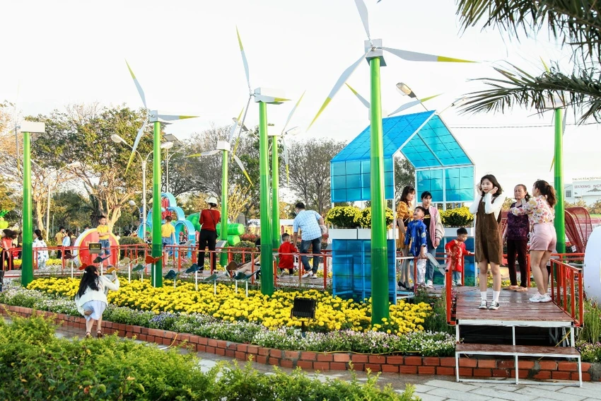 Ngắm vườn hoa xuân Tân Sửu 2021 đặc sắc tại Ninh Thuận ảnh 7
