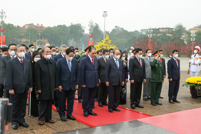Lãnh đạo Đảng, Nhà nước vào Lăng viếng Chủ tịch Hồ Chí Minh dịp Tết Nhâm Dần ảnh 3 Lãnh đạo Đảng, Nhà nước vào Lăng viếng Chủ tịch Hồ Chí Minh dịp Tết Nhâm Dần ảnh 3