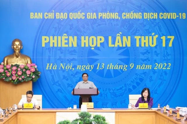 Ban Chỉ đạo Quốc gia yêu cầu các tỉnh, thành phố có tỉ lệ tiêm chủng thấp nghiêm túc rà soát, xem xét trách nhiệm các cấp, làm rõ nguyên nhân chưa hoàn thành. Ảnh: VGP Ban Chỉ đạo Quốc gia yêu cầu các tỉnh, thành phố có tỉ lệ tiêm chủng thấp nghiêm túc rà soát, xem xét trách nhiệm các cấp, làm rõ nguyên nhân chưa hoàn thành. Ảnh: VGP