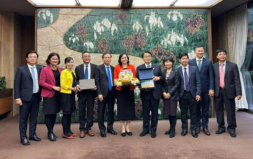 Đoàn đại biểu TPHCM làm việc tại Tỉnh Aichi (Nhật Bản) Đoàn đại biểu TPHCM làm việc tại Tỉnh Aichi (Nhật Bản)
