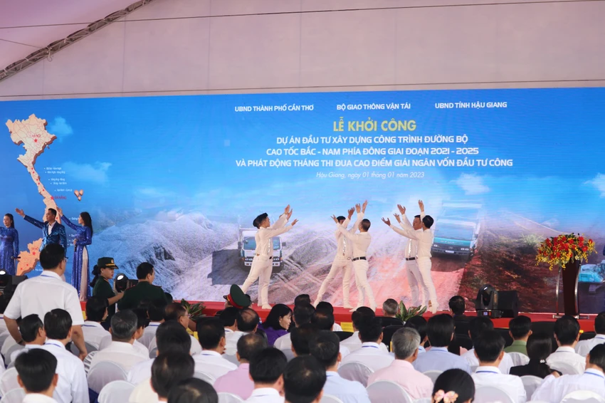 Cao tốc Bắc - Nam giai đoạn 2: Thủ tướng Chính phủ Phạm Minh Chính chính thức bấm nút khởi công ảnh 20 Cao tốc Bắc - Nam giai đoạn 2: Thủ tướng Chính phủ Phạm Minh Chính chính thức bấm nút khởi công ảnh 20