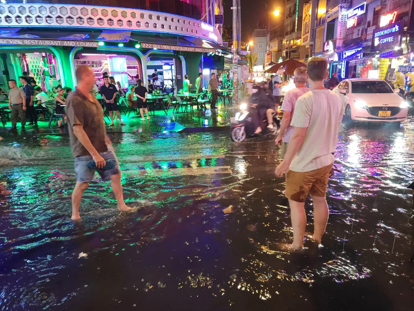 Khu phố Bùi Viện quận 1