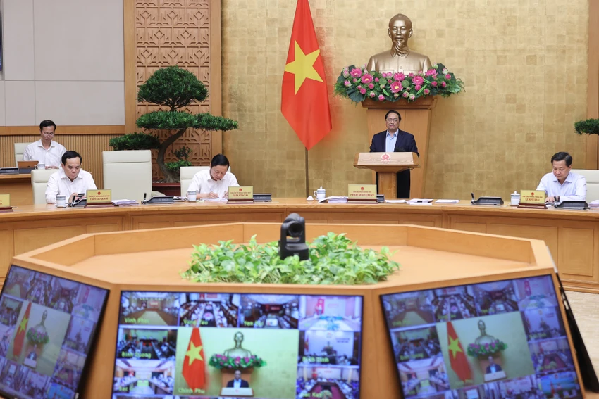 Thủ tướng chủ trì tại đầu cầu Hà Nội Thủ tướng chủ trì tại đầu cầu Hà Nội