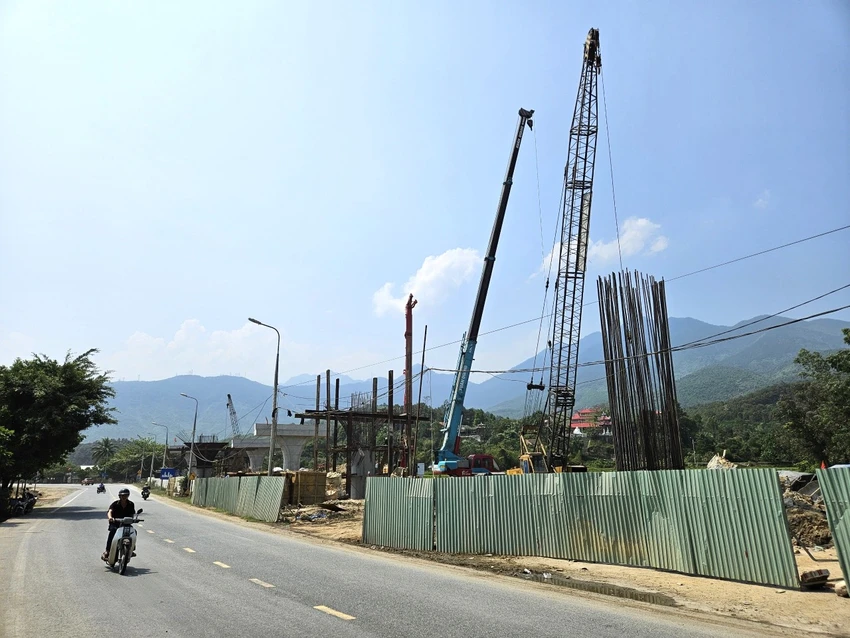 Dự án đường ven biển nối cảng Liên Chiểu đi qua các hồ sơ giải tỏa có nhà xây trên đất nông nghiệp
