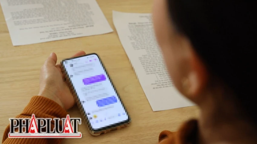 Chị P đến Phòng Cảnh sát hình sự trình báo vụ việc. Ảnh: VÕ TÙNG Chị P đến Phòng Cảnh sát hình sự trình báo vụ việc. Ảnh: VÕ TÙNG