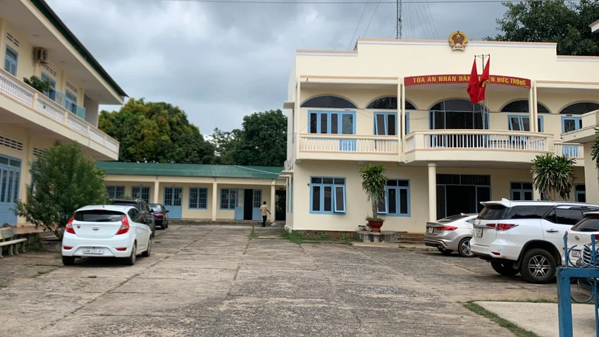 Chánh án và thẩm phán của TAND huyện Đức Trọng bị Cơ quan điều tra VKSND Tối cao trong việc đề nghị xử lý trách nhiệm do vi phạm tố tụng. Ảnh: HIẾU NGHĨA