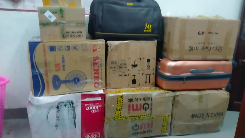 Tang vật vụ án. Ảnh: VÕ TÙNG Tang vật vụ án. Ảnh: VÕ TÙNG