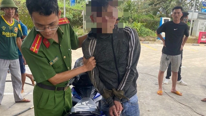 Hồ Lê Vĩnh Triệu bị bắt giữ Hồ Lê Vĩnh Triệu bị bắt giữ