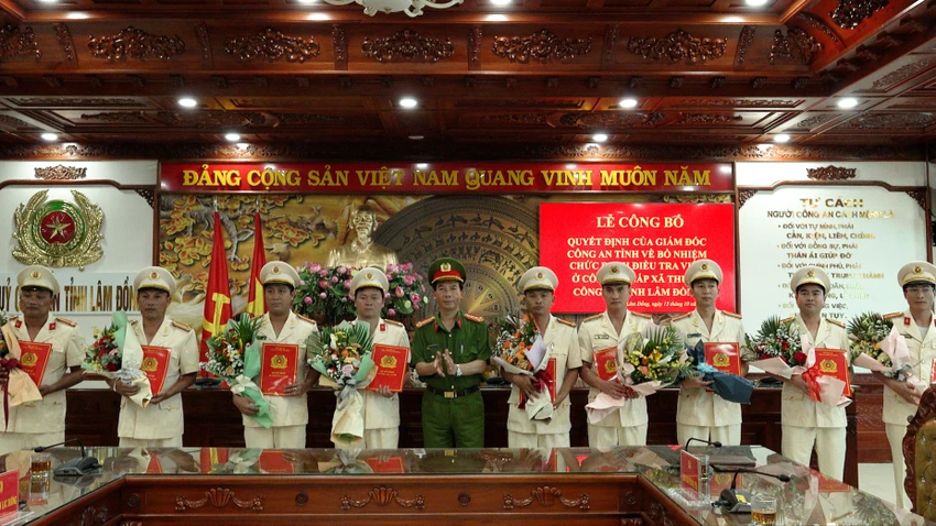 Công an Lâm Đồng bổ nhiệm 67 điều tra viên Công an cấp xã