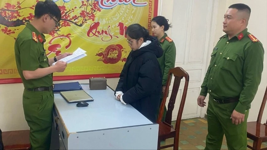 Lừa 2 tỷ đồng bằng chiêu đáo hạn ngân hàng