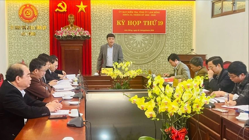 Cảnh cáo Chủ tịch huyện Đơn Dương