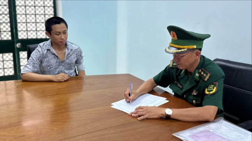 Gây án ở Hải Phòng rồi trốn sang Campuchia, vừa về Việt Nam thì bị bắt