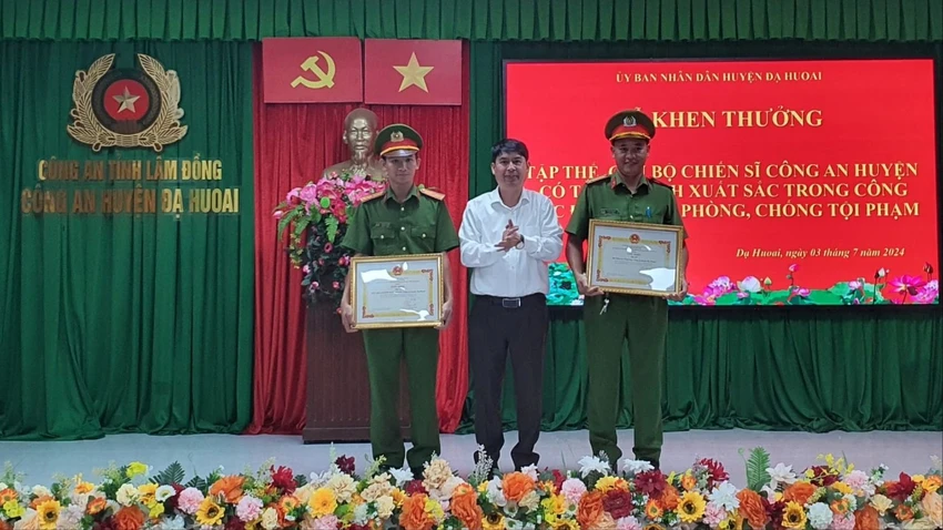huyen-da-huoai-2.jpg