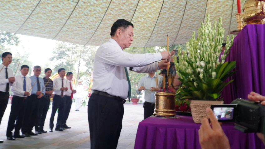 nguyen-trong-nghia-10.jpg