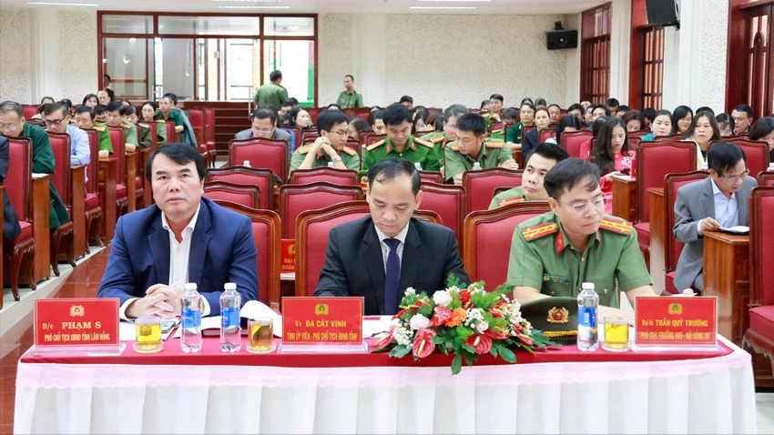 an-ninh-to-quoc-6.jpg