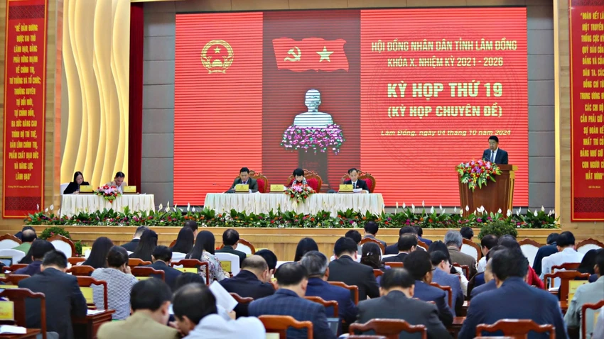 Kỳ họp thứ 19 đã thông qua Đồ án điều chỉnh tổng thể TP Đà Lạt và vùng phụ cận. VT