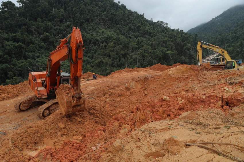 deo-khanh-le-175.jpg