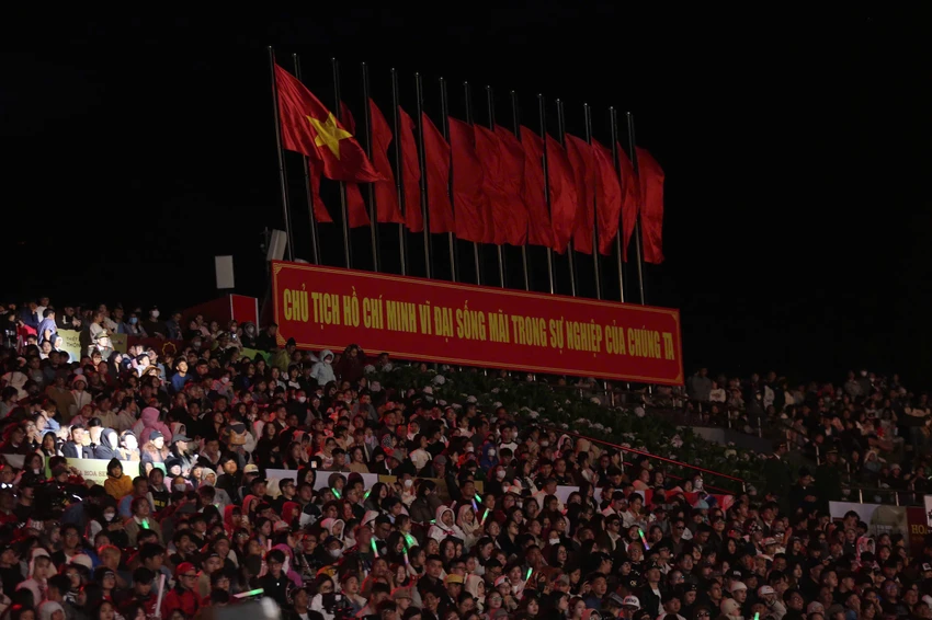 z6560308622882_716a91aee43d216abaa62cbc3a1170a8.jpg
