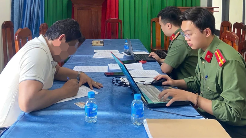 DHV - Trường Đại Học Hùng Vương TPHCM